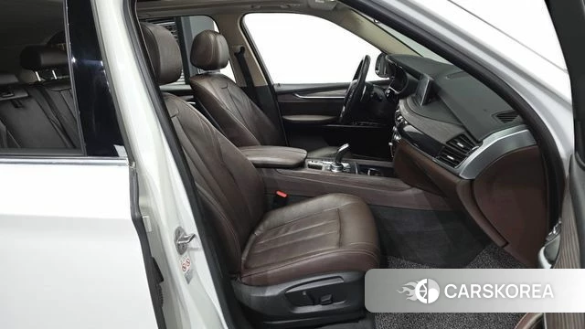 BMW X5 (F15) 2018 Белый из Кореи, фото 2