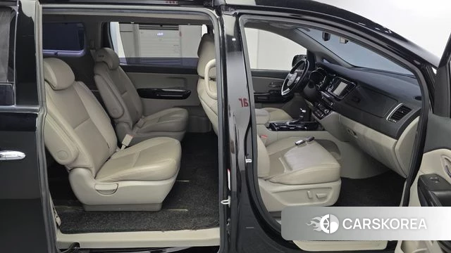 Kia The New Carnival 2019 Черный из Кореи, фото 2
