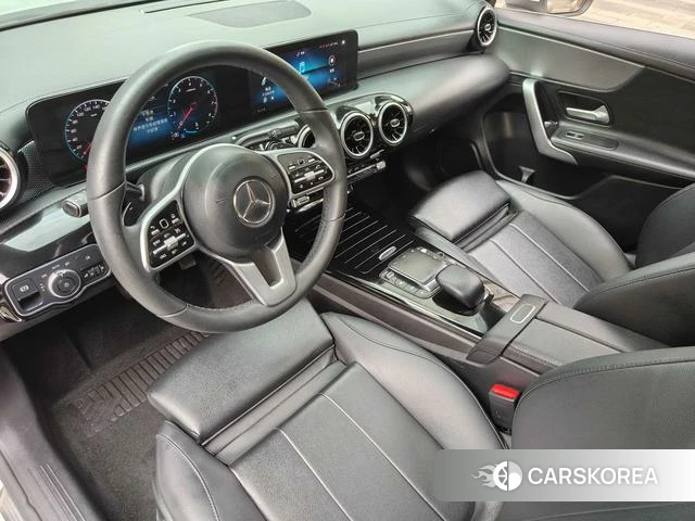 Mercedes-Benz Class A 2020 Белый из Китая, фото 2