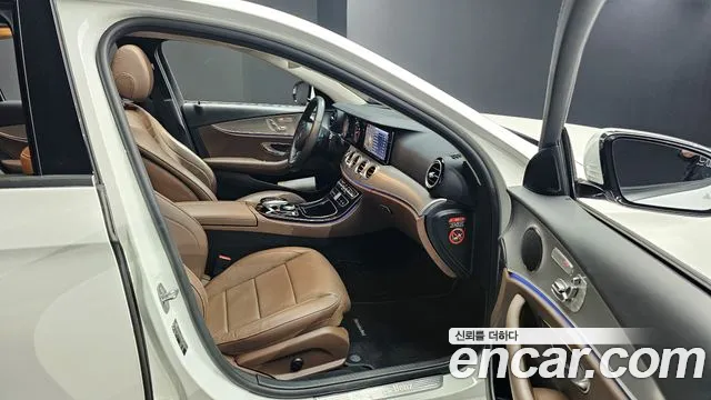 Mercedes-Benz E-Class W213 id 2705875 из Кореи 2