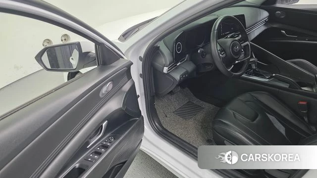Hyundai Avante (CN7) 2021 Белый из Кореи, фото 2