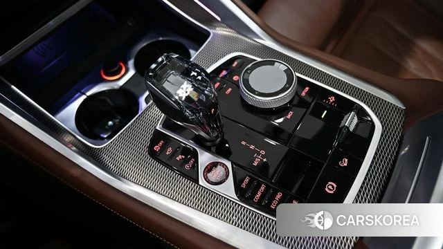 BMW X6 (G06) 2023 Черный из Кореи, фото 2