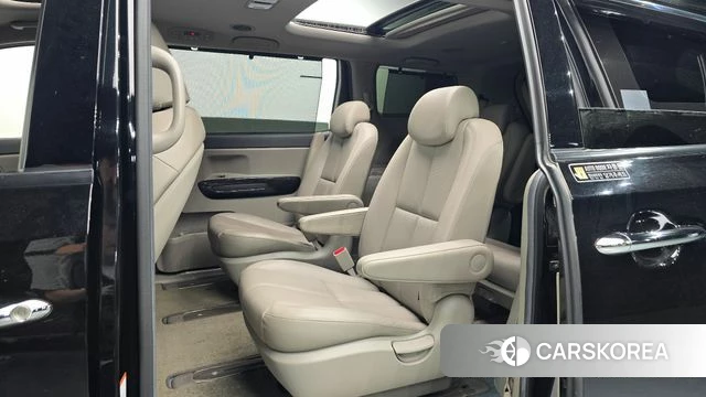 Kia All New Carnival 2018 Черный из Кореи, фото 2