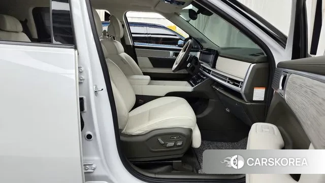 Hyundai Santa Fe (MX5) 2023 Белый из Кореи, фото 2