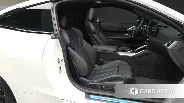 BMW 4 Series (G22) 2024 Белый из Кореи, фото 2