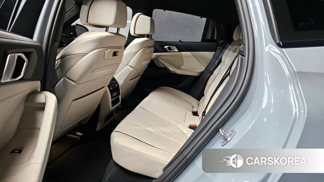 BMW X6 (G06) 2025 Цвет галактики из Кореи, фото 2