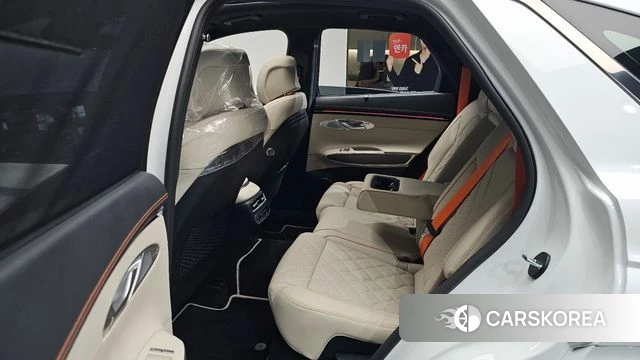 Genesis GV70 2025 Белый из Кореи, фото 2