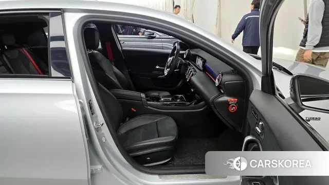 Mercedes-Benz A-Class W177 2022 Серебряный из Кореи, фото 2