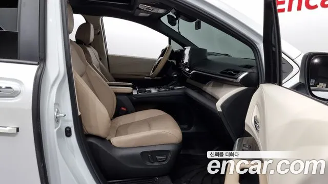 Toyota Sienna 4th Generation 2024 Белый из Кореи, фото 2