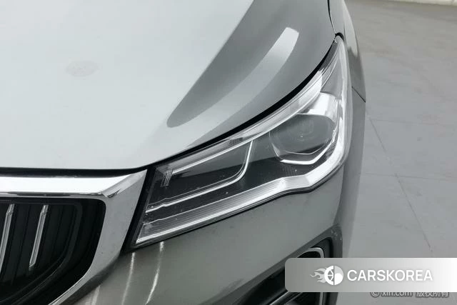 Geely Automobile Emgrand 2023 Темно-серый из Китая, фото 2