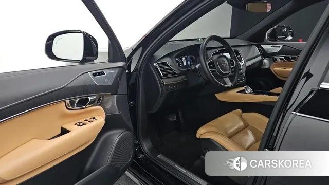 Volvo XC90 second Generation 2021 Черный из Кореи, фото 2