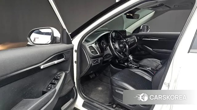 Kia Seltos 2021 Белый из Кореи, фото 2