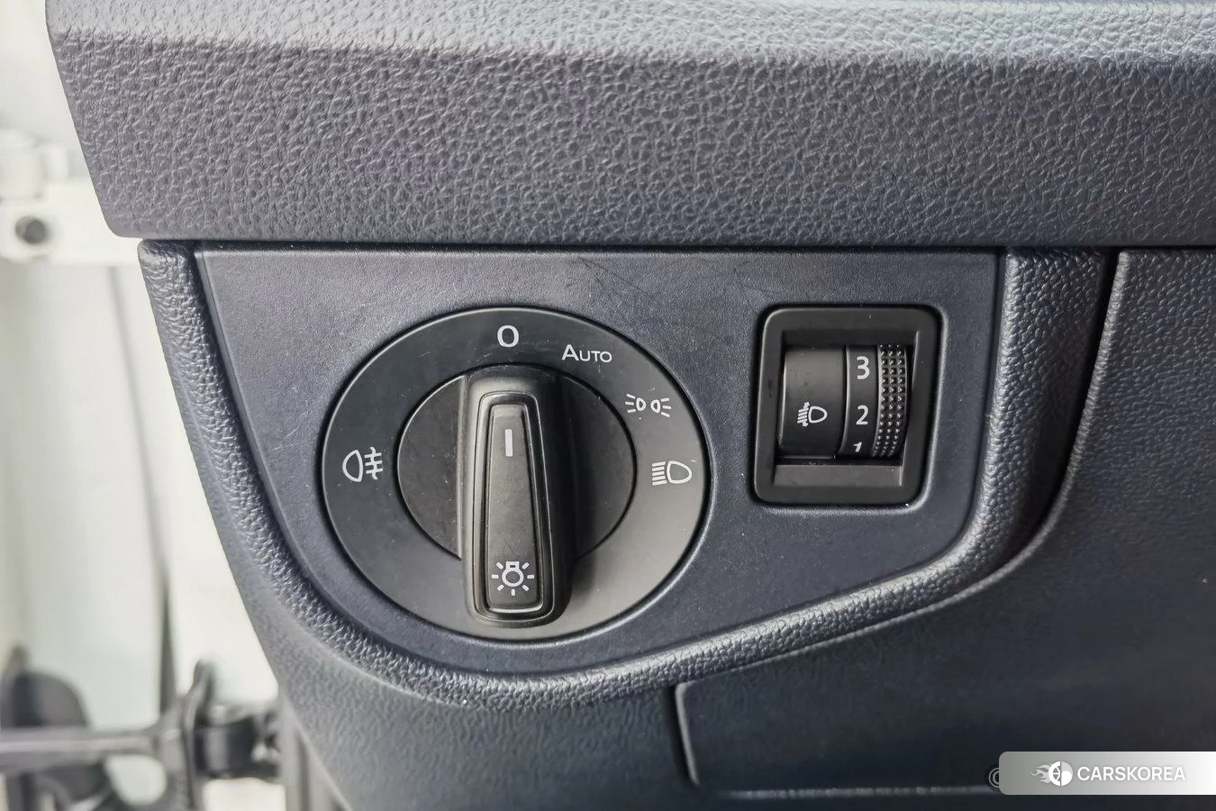 Volkswagen Lavida 2024 Белый из Китая, фото 2