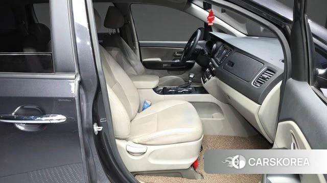 Kia The New Carnival 2019 Серый из Кореи, фото 2