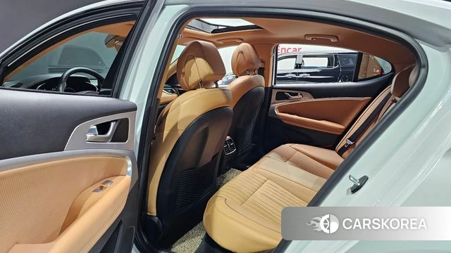 Genesis The New G70 2021 Белый из Кореи, фото 2