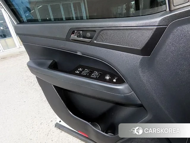 Ssangyong Rexton Sports 2020 Белый из Кореи, фото 2