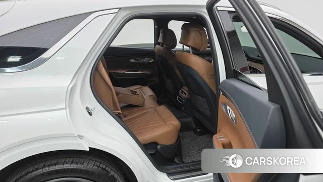 Genesis GV70 2022 Белый из Кореи, фото 2