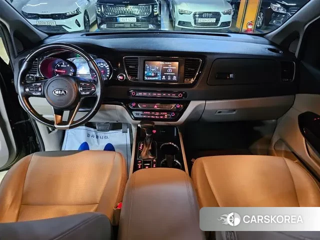 Kia The New Carnival 2019 Черный из Кореи, фото 2