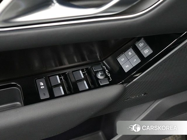 Land Rover Range Rover Velar 2026 Серый из Кореи, фото 2