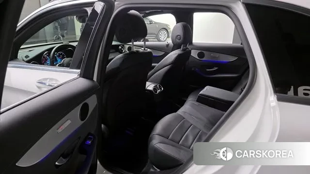 Mercedes-Benz GLC-Class X253 2021 Белый из Кореи, фото 2
