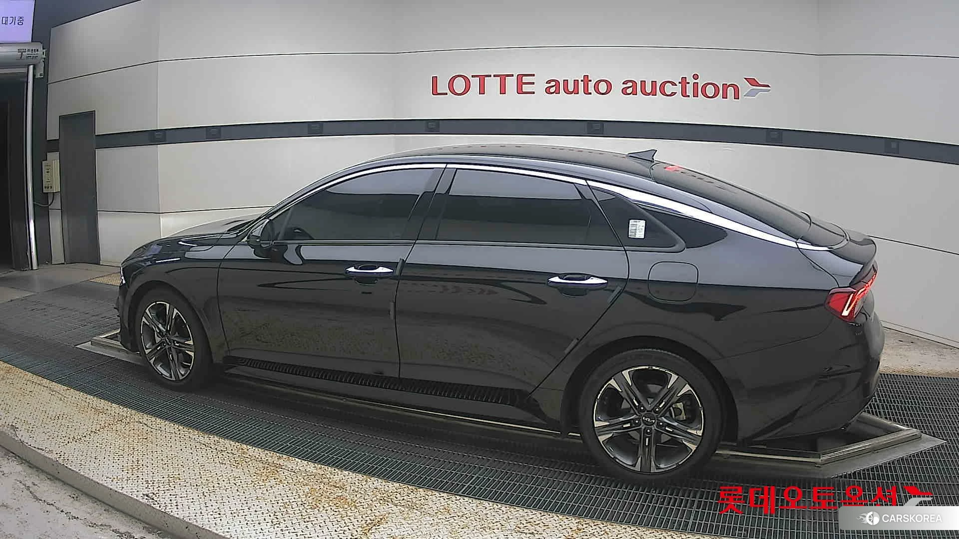 Kia K5 2023 Черный из Кореи, фото 2