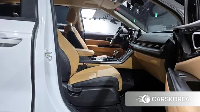 Kia Carnival 4th generation 2021 Белый из Кореи, фото 2