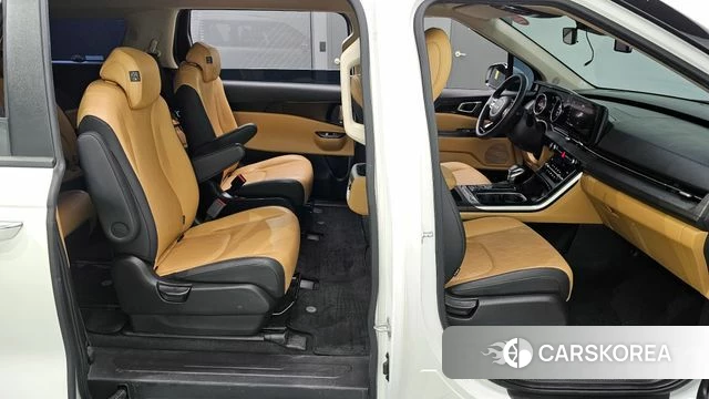 Kia Carnival 4th generation 2023 Белый из Кореи, фото 2