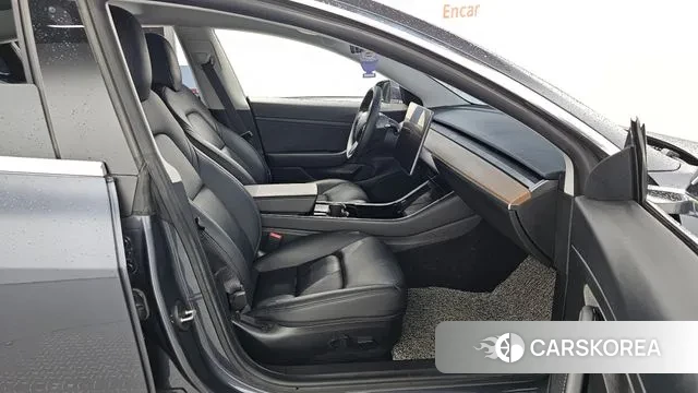 Tesla Model 3 2020 Серый из Кореи, фото 2