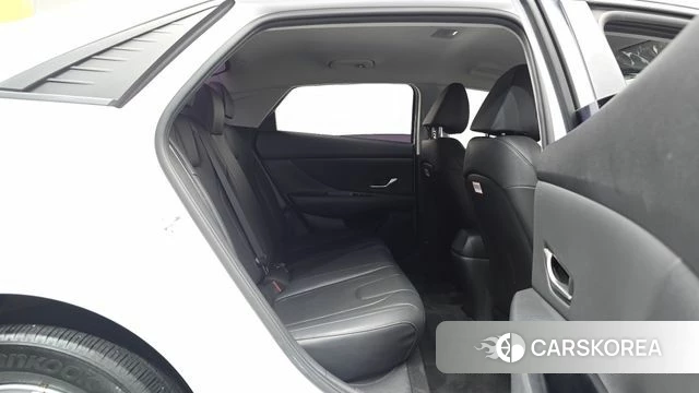 Hyundai Avante (CN7) 2021 Белый из Кореи, фото 2