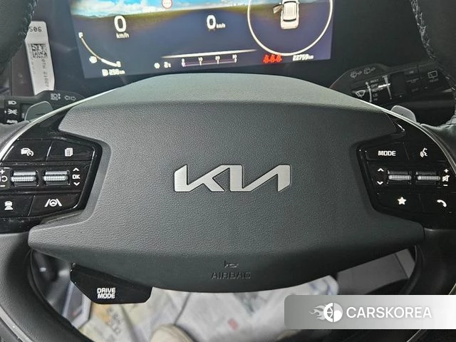 Kia Di Ol Nu Niro 2024 Серый из Кореи, фото 2