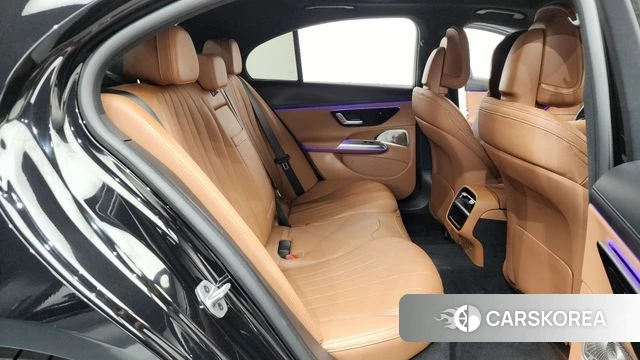 Mercedes-Benz E-Class W214 2025 Черный из Кореи, фото 2