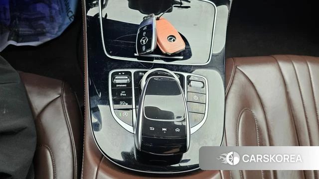 Mercedes-Benz CLS-Class C257 2020 Белый из Кореи, фото 2