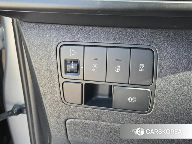 Hyundai Staria 2022 Серебряный из Кореи, фото 2