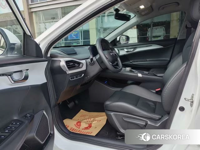 Geely Geometry A 2024 Белый из Китая, фото 2