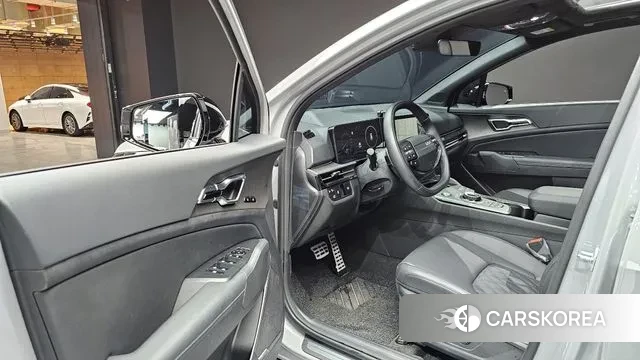 Kia The New Sportage 5th Generation 2025 Серебристо-серый из Кореи, фото 2