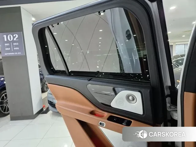 Lincoln Aviator 2nd generation 2023 Белый из Кореи, фото 2