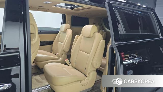 Kia The New Carnival 2018 Черный из Кореи, фото 2
