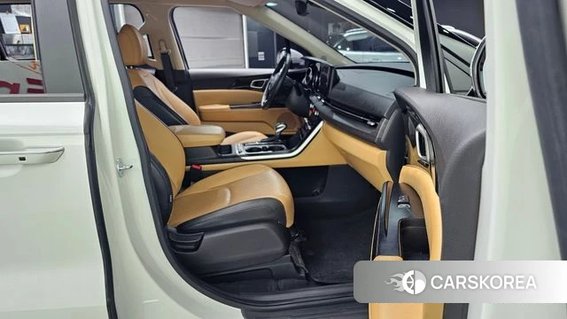 Kia Carnival 4th generation 2022 Белый из Кореи, фото 2