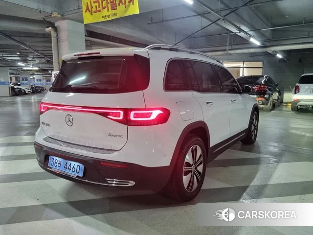 Mercedes-Benz EQB X243 2024 Белый из Кореи, фото 2