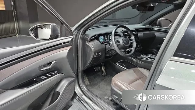 Hyundai Tucson (NX4) 2023 Серый из Кореи, фото 2