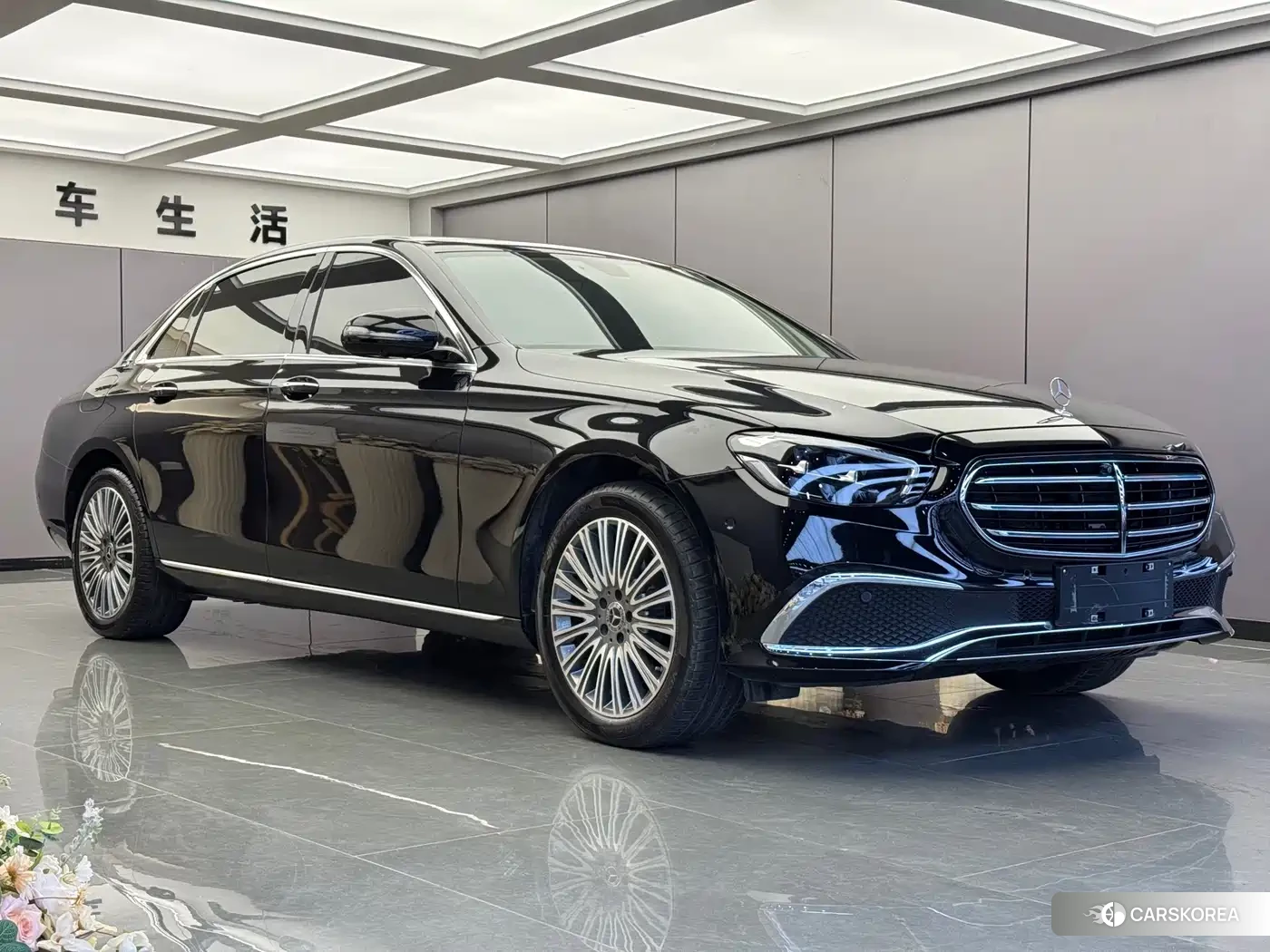 Mercedes-Benz E-Class 2023 Черный из Китая, фото 2