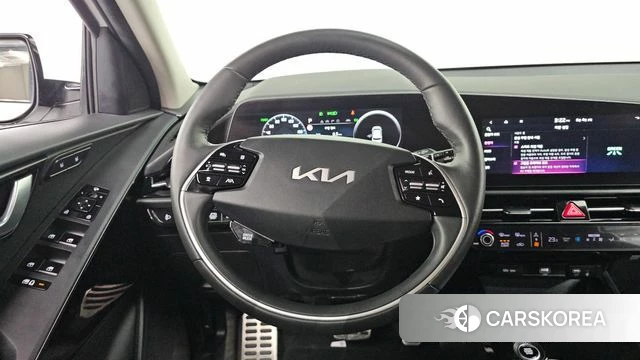 Kia Di Ol Nu Niro 2022 Белый из Кореи, фото 2