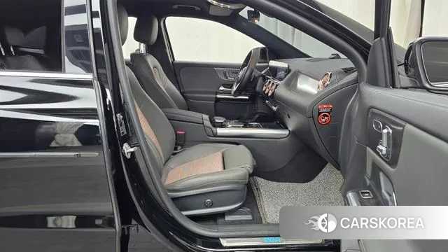 Mercedes-Benz EQA H243 2021 Черный из Кореи, фото 2