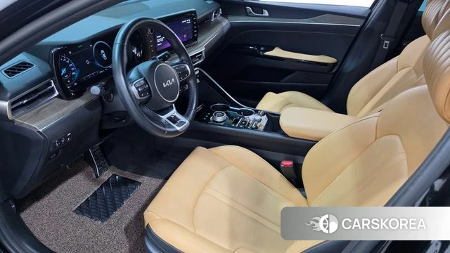Kia K5 3rd generation 2023 Черный из Кореи, фото 2