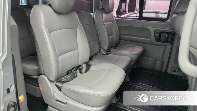 Hyundai The New Grand Starex 2018 Серебристо-серый из Кореи, фото 2