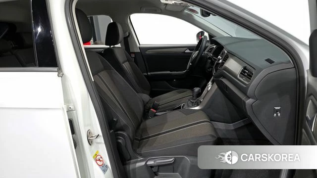 Volkswagen T-Roc 2021 Белый из Кореи, фото 2