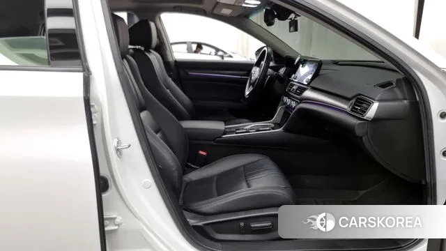 Honda Accord 10th Generation 2021 Белый из Кореи, фото 2