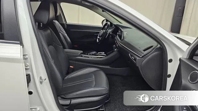 Hyundai Sonata (DN8) 2019 Белый из Кореи, фото 2