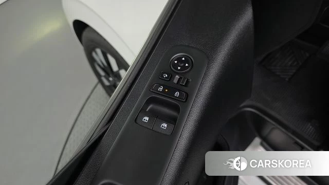 Hyundai Staria 2025 Белый из Кореи, фото 2