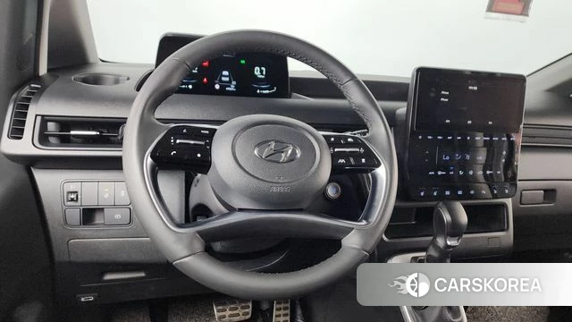 Hyundai Staria 2022 Серебряный из Кореи, фото 2